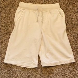 Kids Ring Of Fire Cream Fleece Shorts. Barely Worn